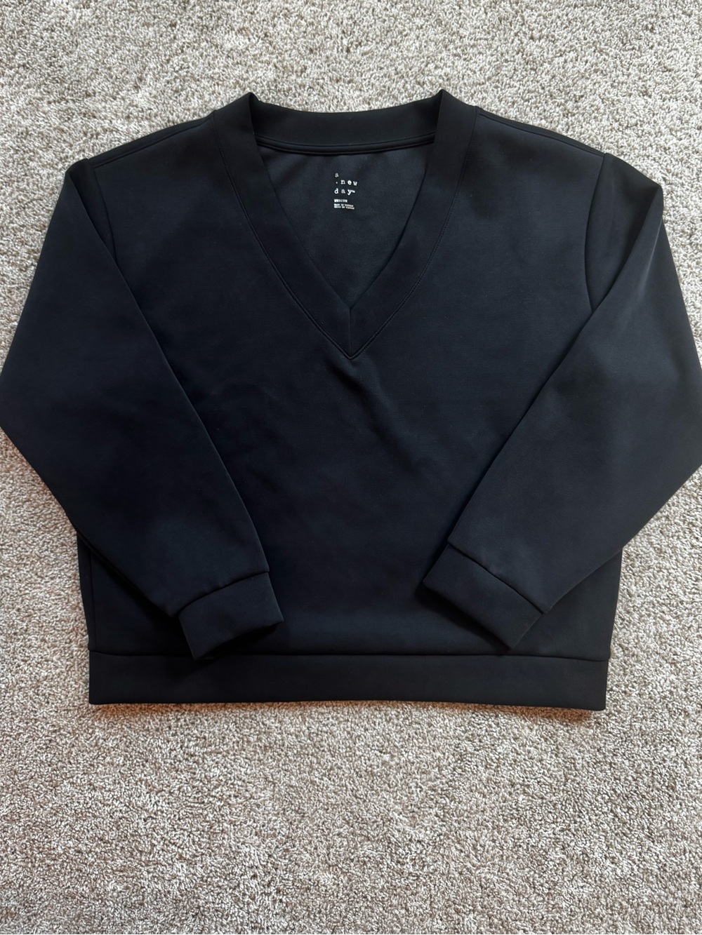 A New Day Women’s Black V-Neck Pullover Sweatshirt Long Sleeve Casual Top Medium - Picture 2 of 10